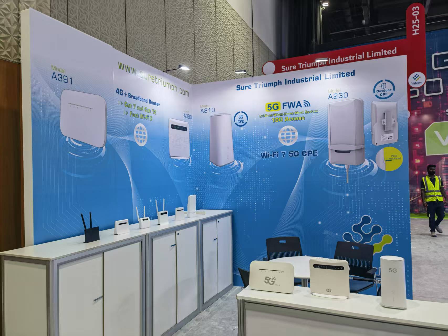 Yaojin သည်ဒူဘိုင်းတွင် Gitex 2025 ကုန်စည်ပြပွဲပါ 0 င်ခဲ့သည်